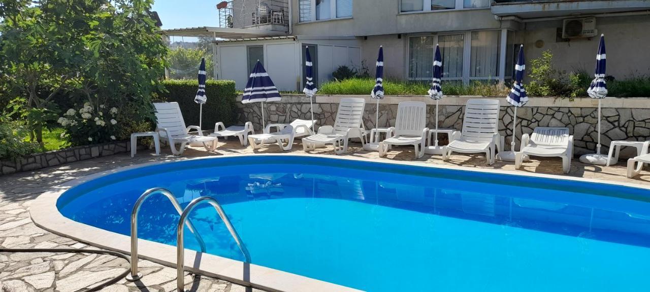 Семеен Хотел Атива - Family Hotel Ativa Lozenec Exteriér fotografie