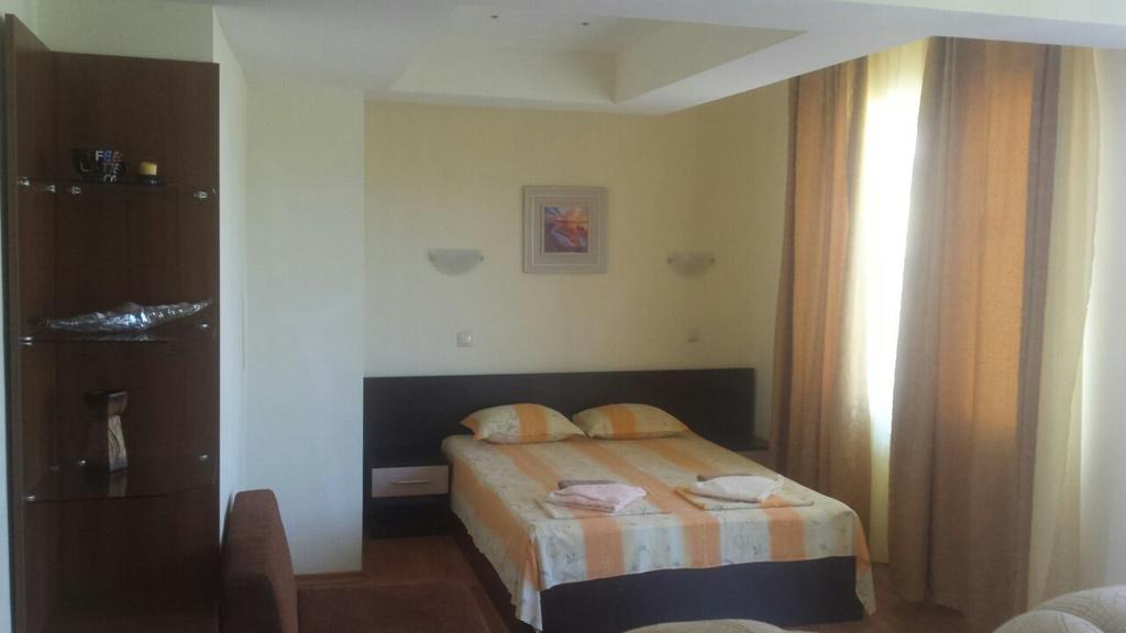 Семеен Хотел Атива - Family Hotel Ativa Lozenec Exteriér fotografie