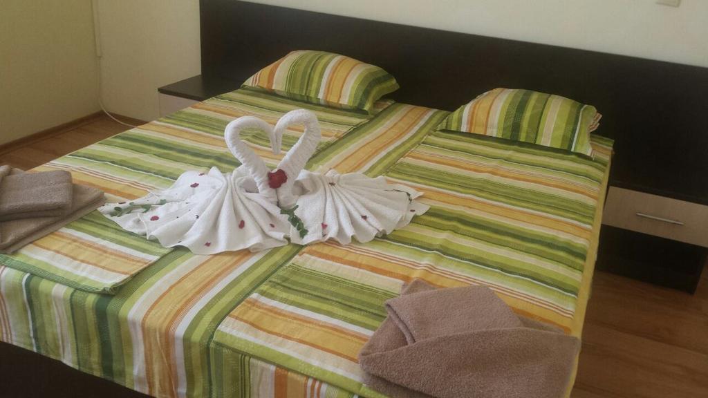 Семеен Хотел Атива - Family Hotel Ativa Lozenec Exteriér fotografie