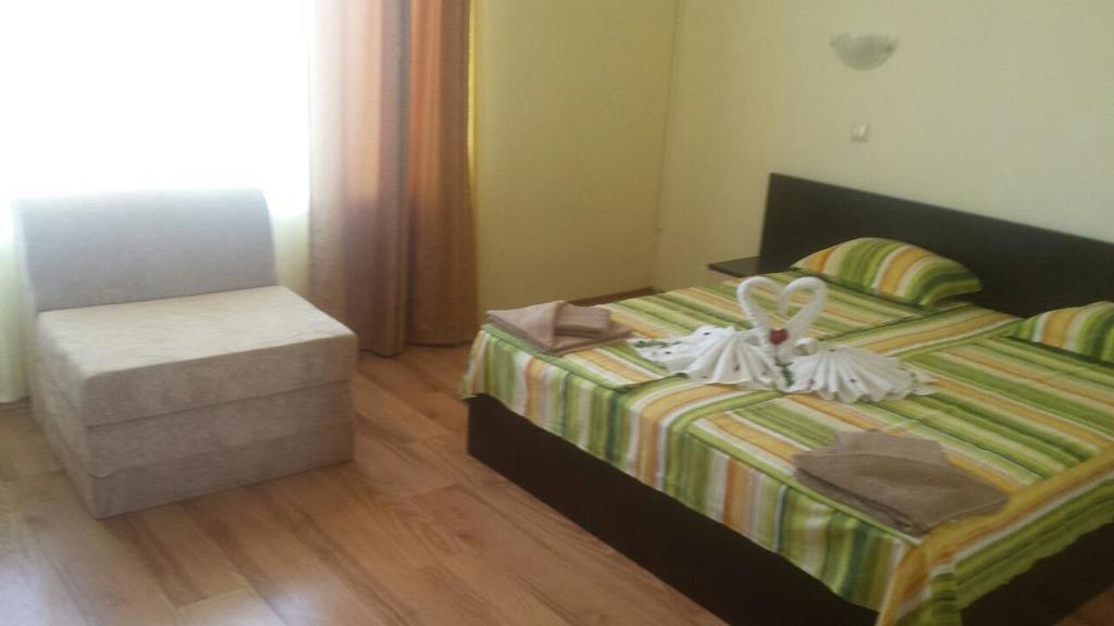 Семеен Хотел Атива - Family Hotel Ativa Lozenec Exteriér fotografie