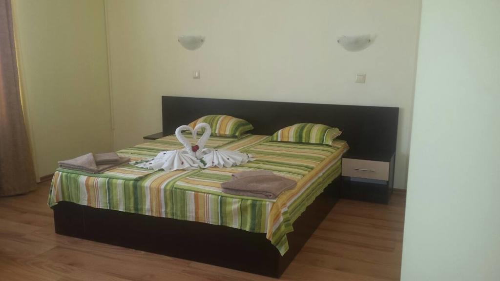 Семеен Хотел Атива - Family Hotel Ativa Lozenec Exteriér fotografie
